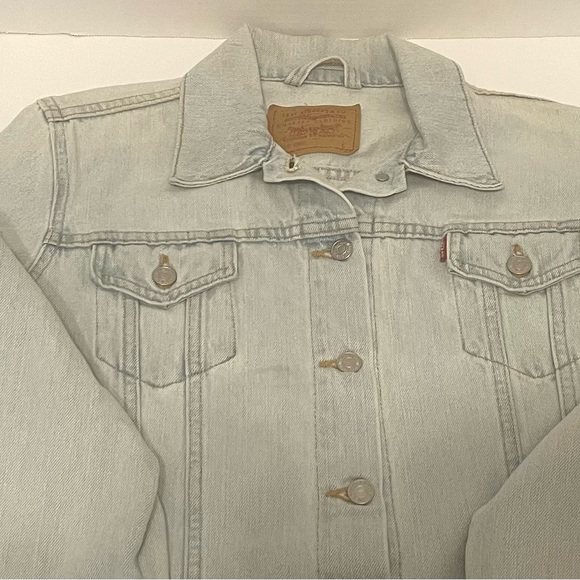 Levi's Trucker Jeans Jacket Women Denim Size Large Light Wash Metal Buttons - Picture 16 of 16